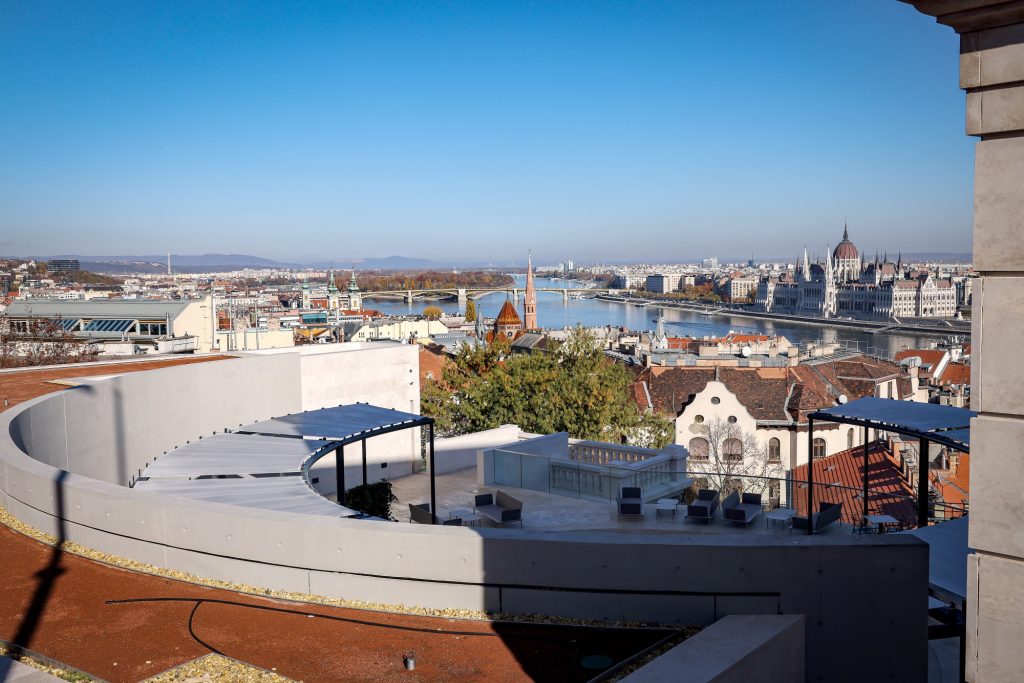 aranybastya restaurant wedding venue in budapest recommended by the wedding mc